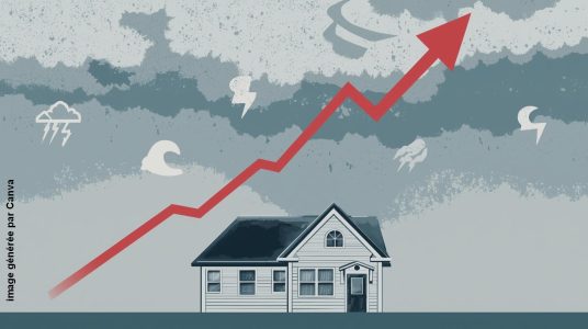 Infographie montrant la hausse de 30% des assurances habitation en France entre 2024 et 2026